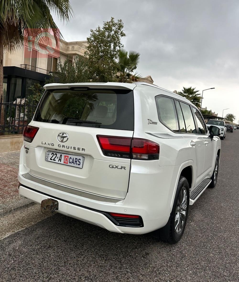 تويوتا لاندكروزر